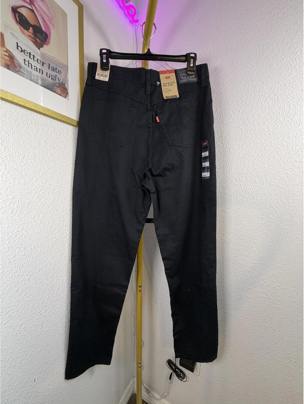 Levi's High-Waisted Mom Jeans Black 31x30